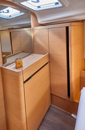 Jeanneau Sun Odyssey 410 | 4Sail