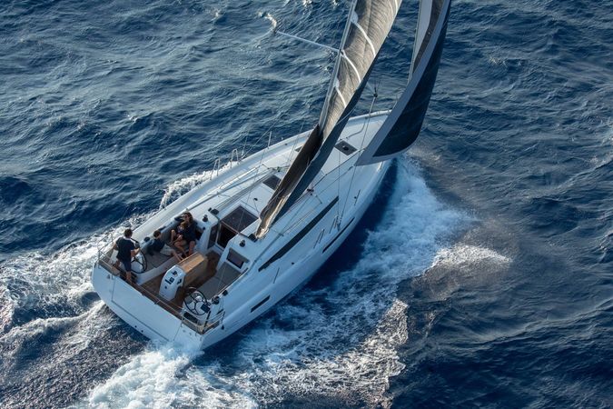 Jeanneau Sun Odyssey 410 | 4Sail