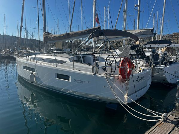 Jeanneau Sun Odyssey 410 | 4Sail