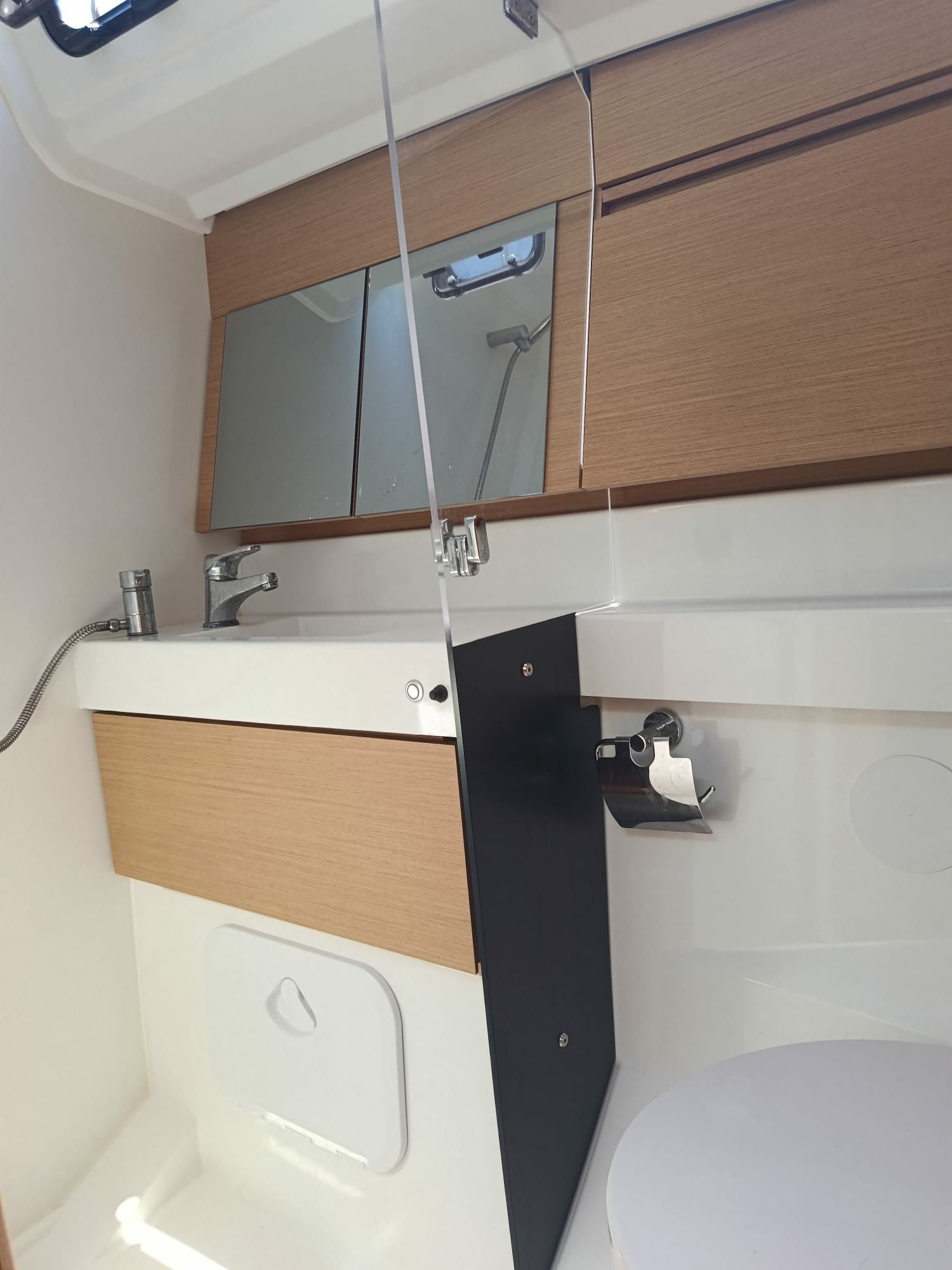 Jeanneau Sun Odyssey 410 | 4Sail