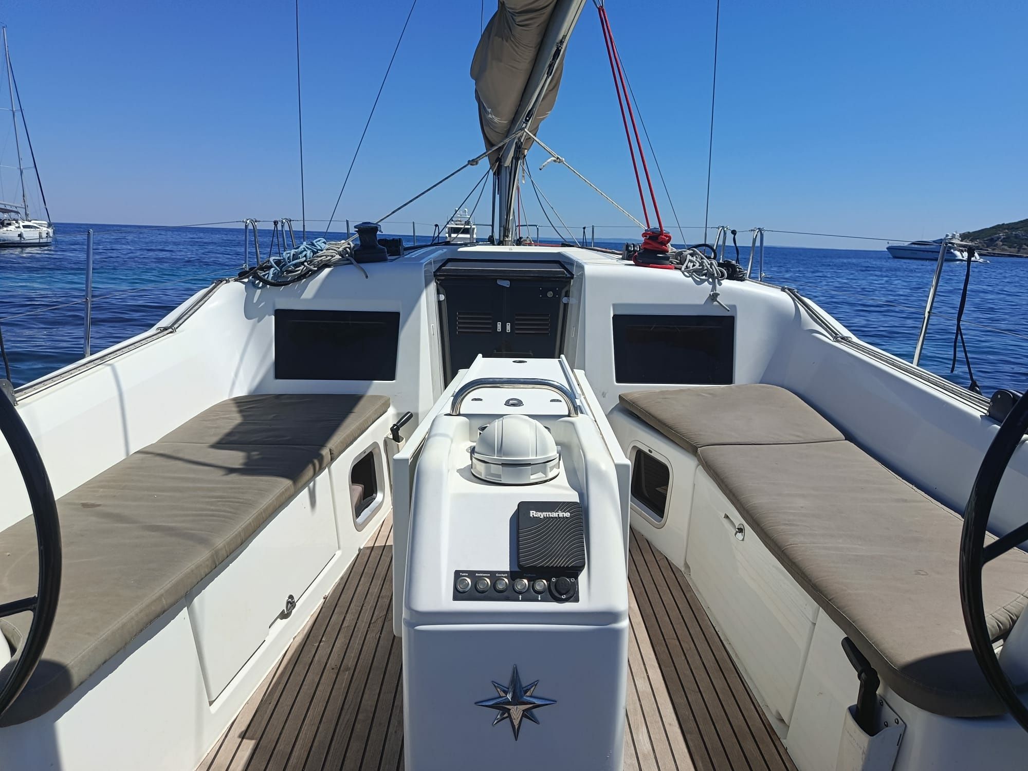 Jeanneau Sun Odyssey 410 | 4Sail