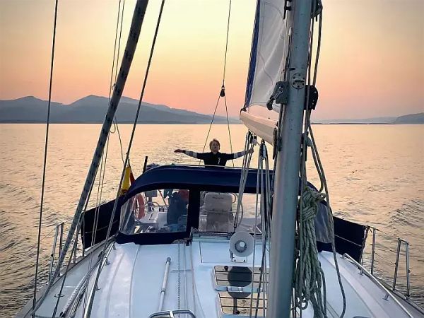 Bavaria 42 Cruiser | Frolika