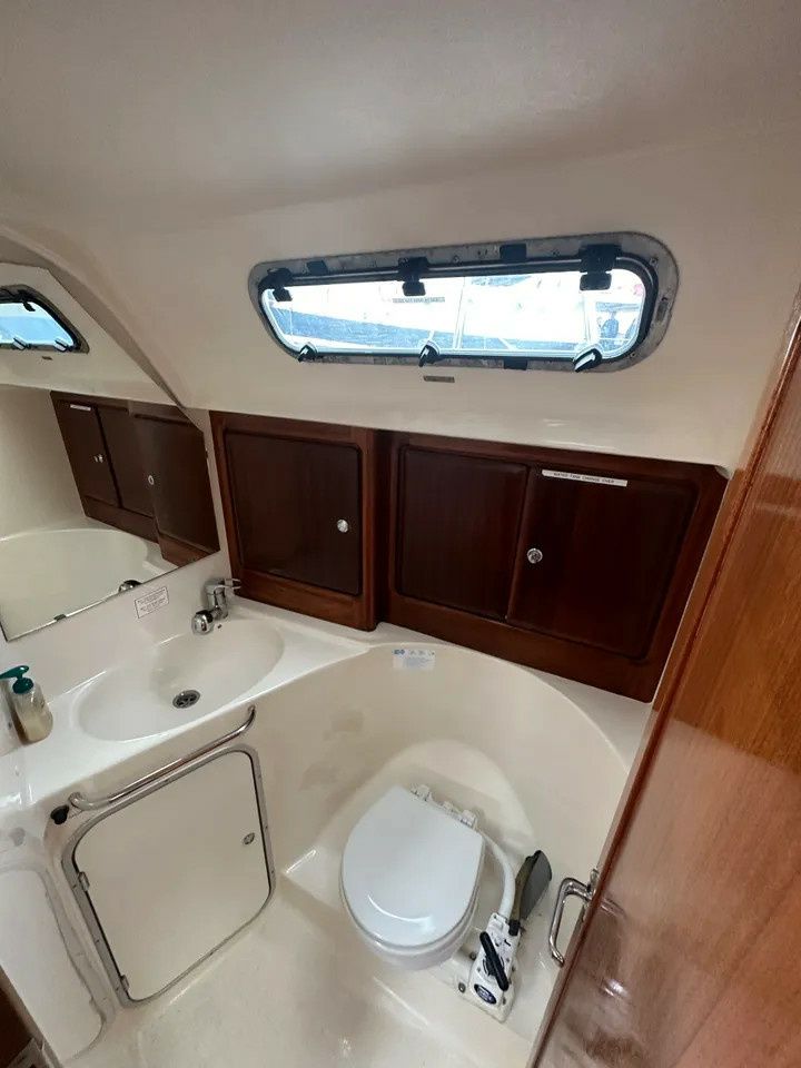 Bavaria 42 Cruiser | Frolika