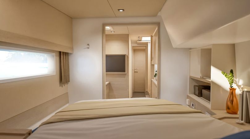 Fountaine Pajot Quatuor 44 | Emma Rose