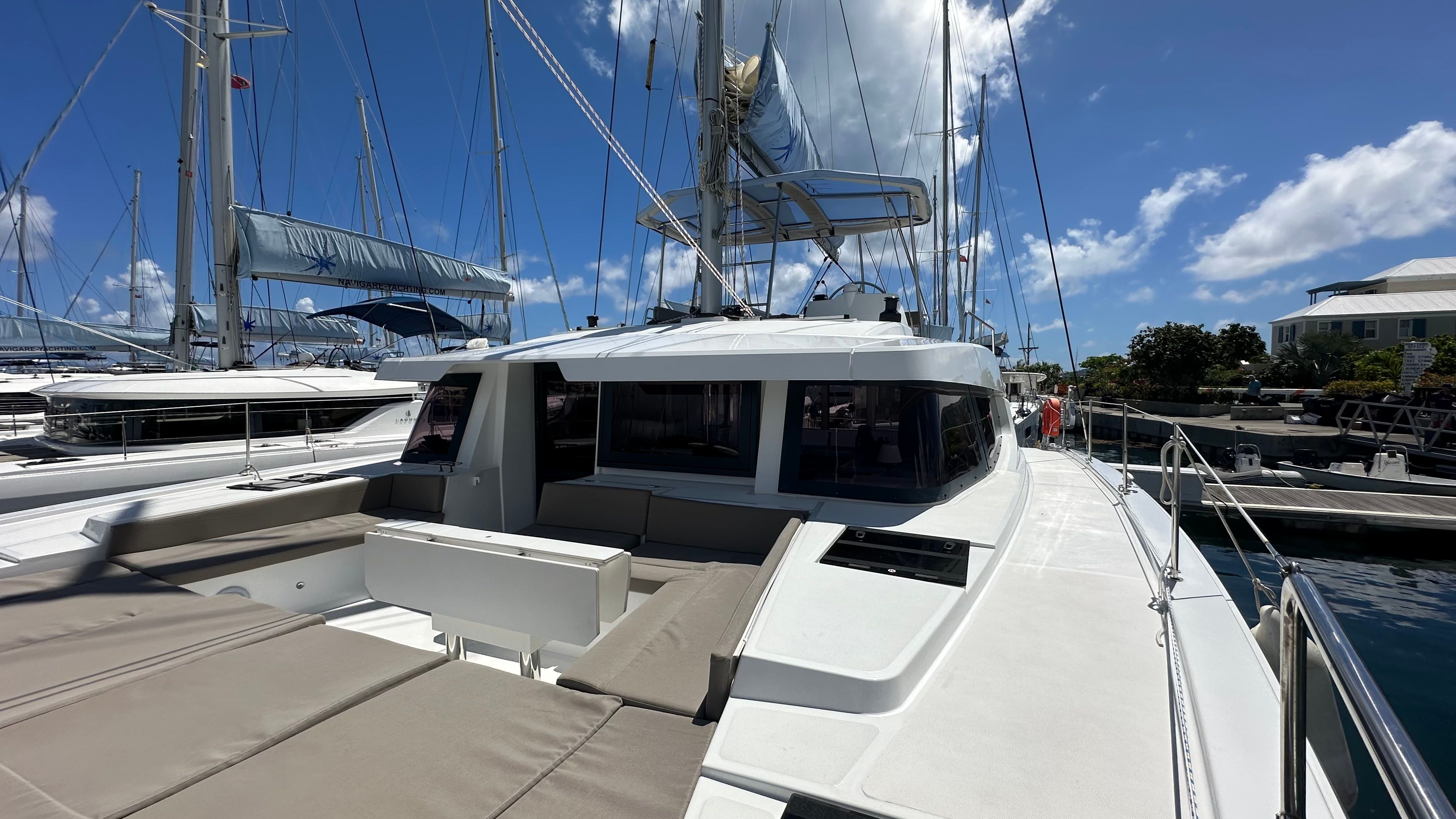 Bali 4.6 | Still Wandering