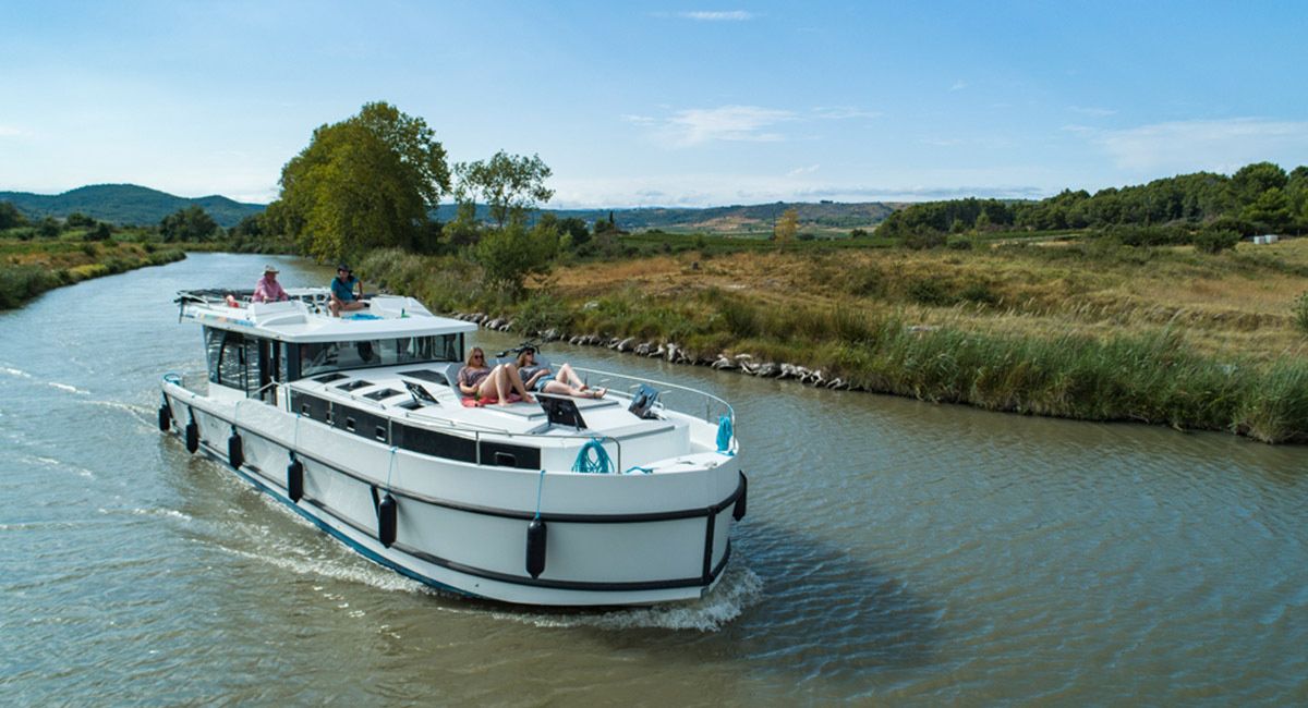 Le Boat Horizon 5 | PF Camargue 24