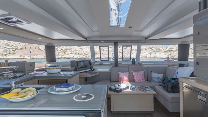 Fountaine Pajot Astrea 42 | Satellite