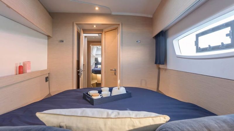 Fountaine Pajot Astrea 42 | Satellite