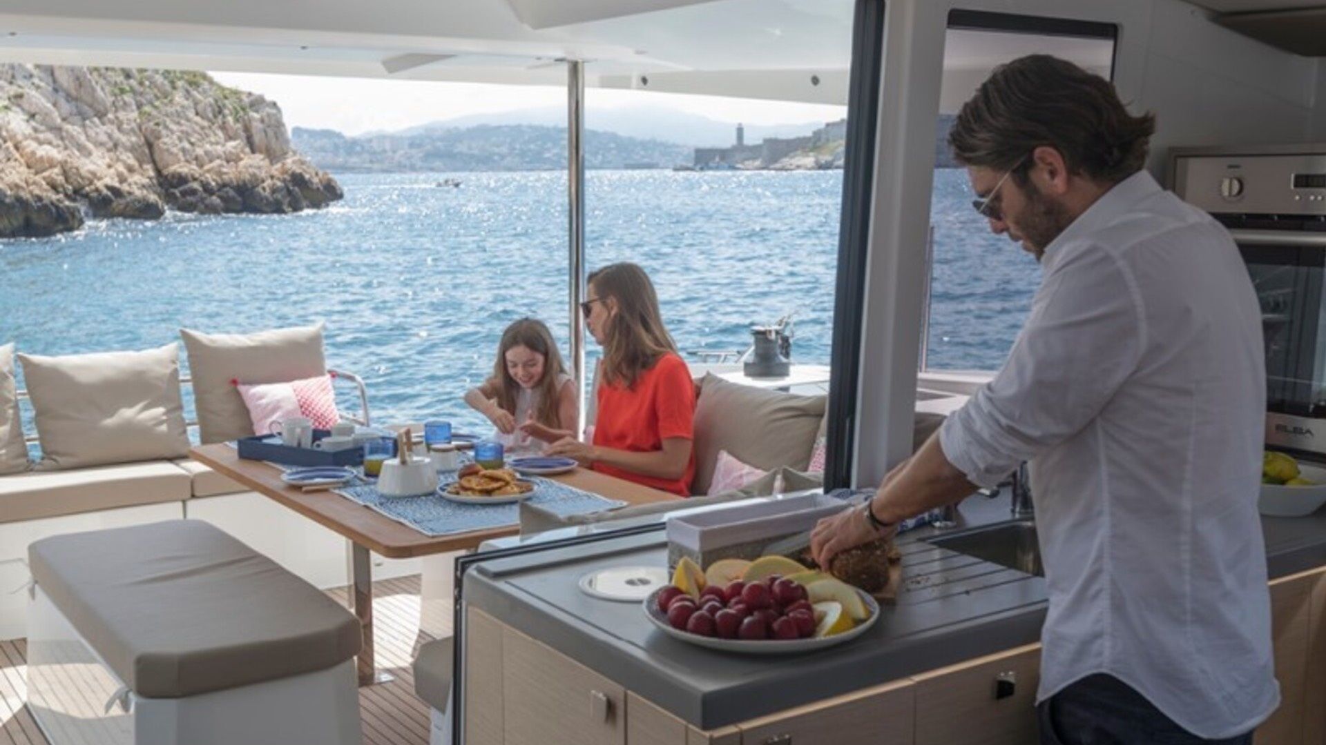 Fountaine Pajot Astrea 42 | Satellite
