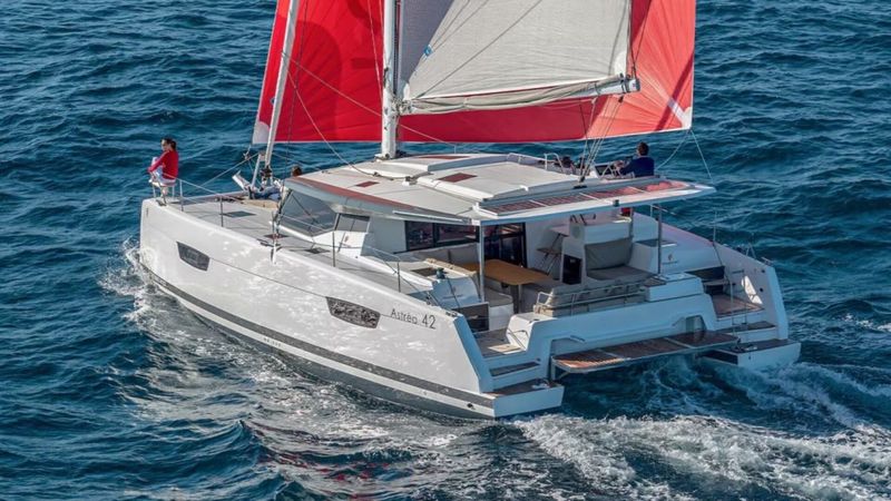 Fountaine Pajot Astrea 42 | Satellite