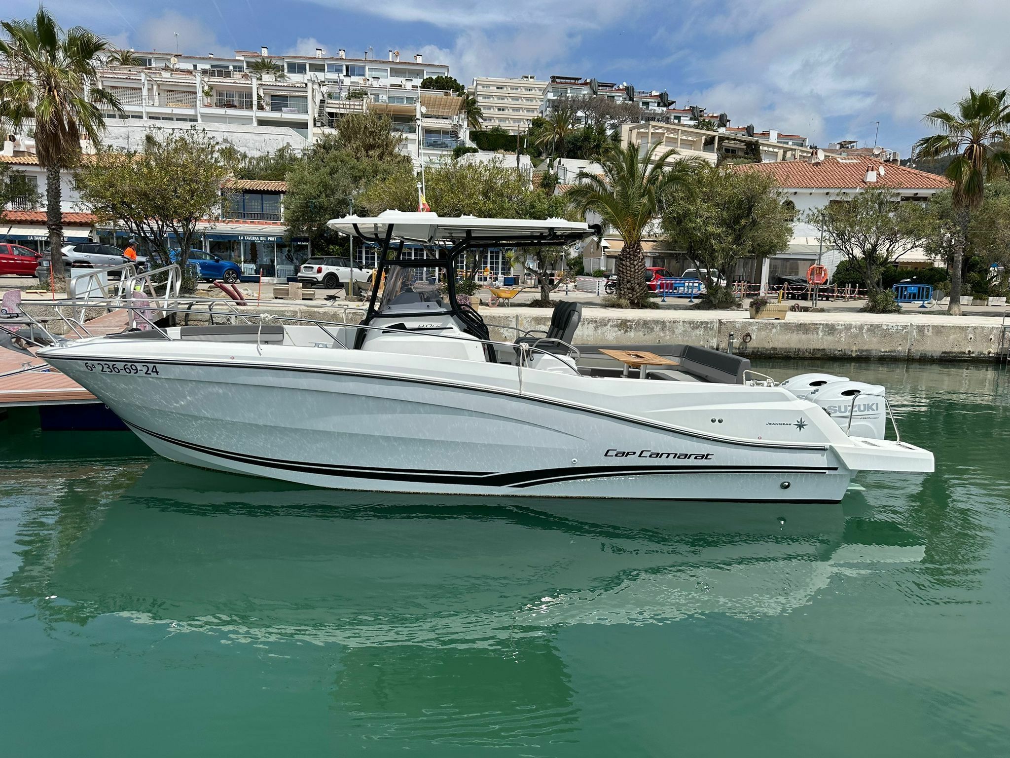 Jeanneau Cap Camarat 9.0 CC | Saiola