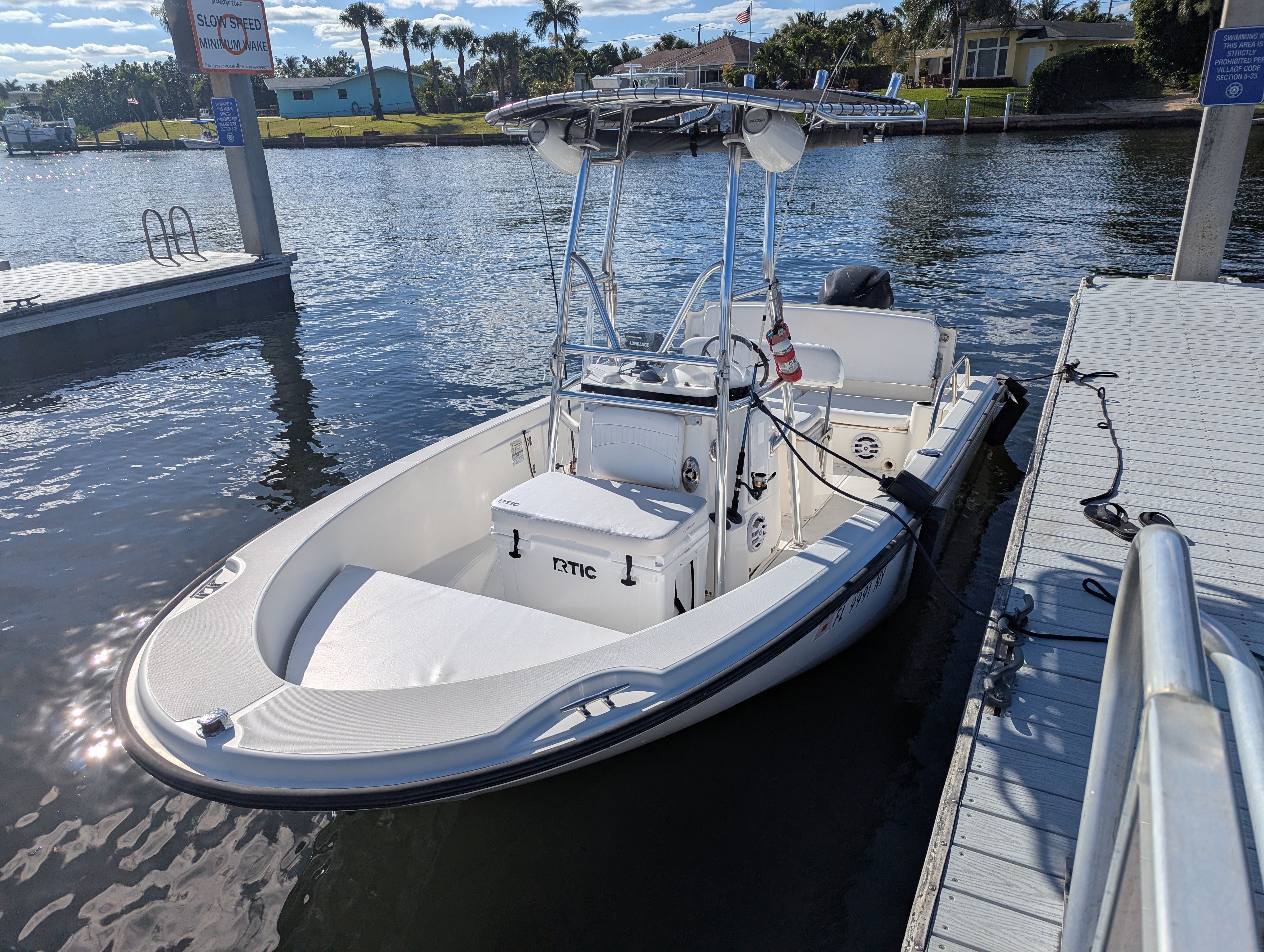Boston Whaler 180 | Calf