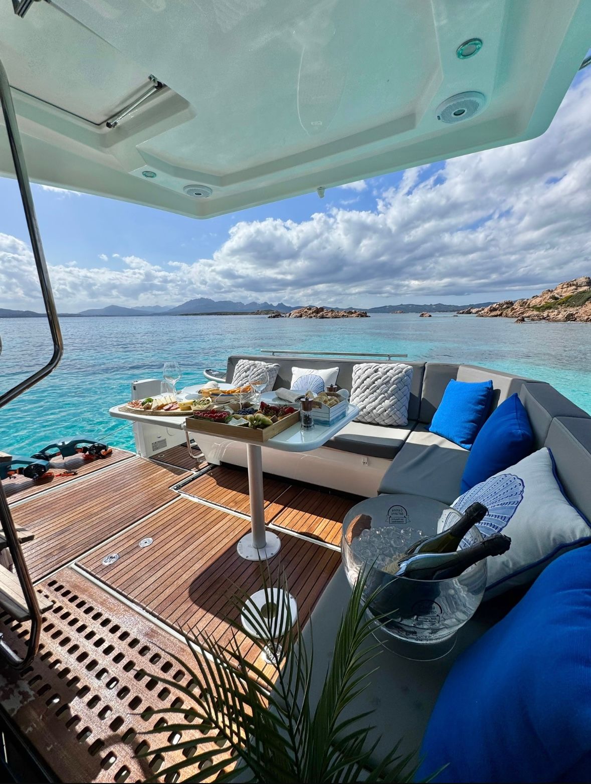 Beneteau Antares 12 | Lisa
