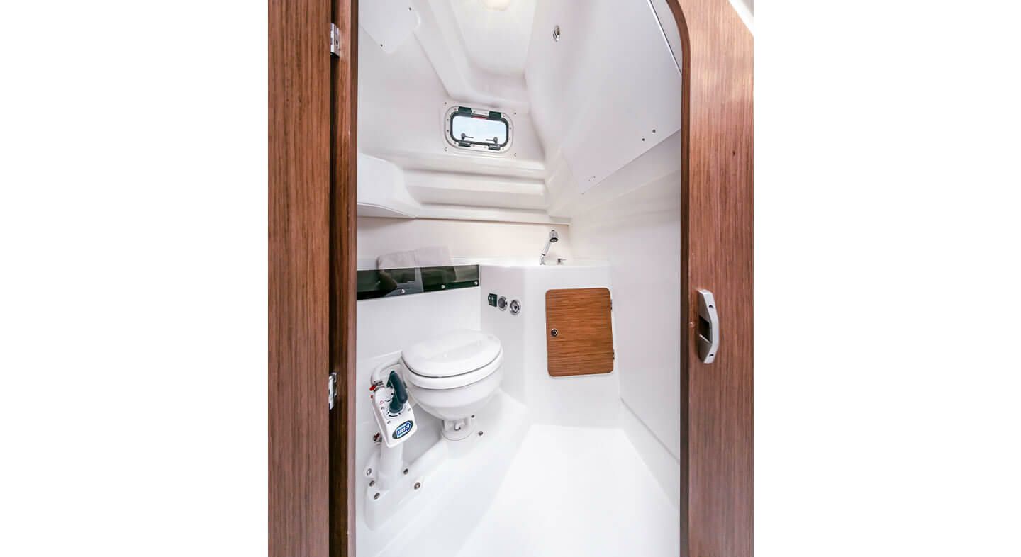 Beneteau Antares 8 | Beleca 2
