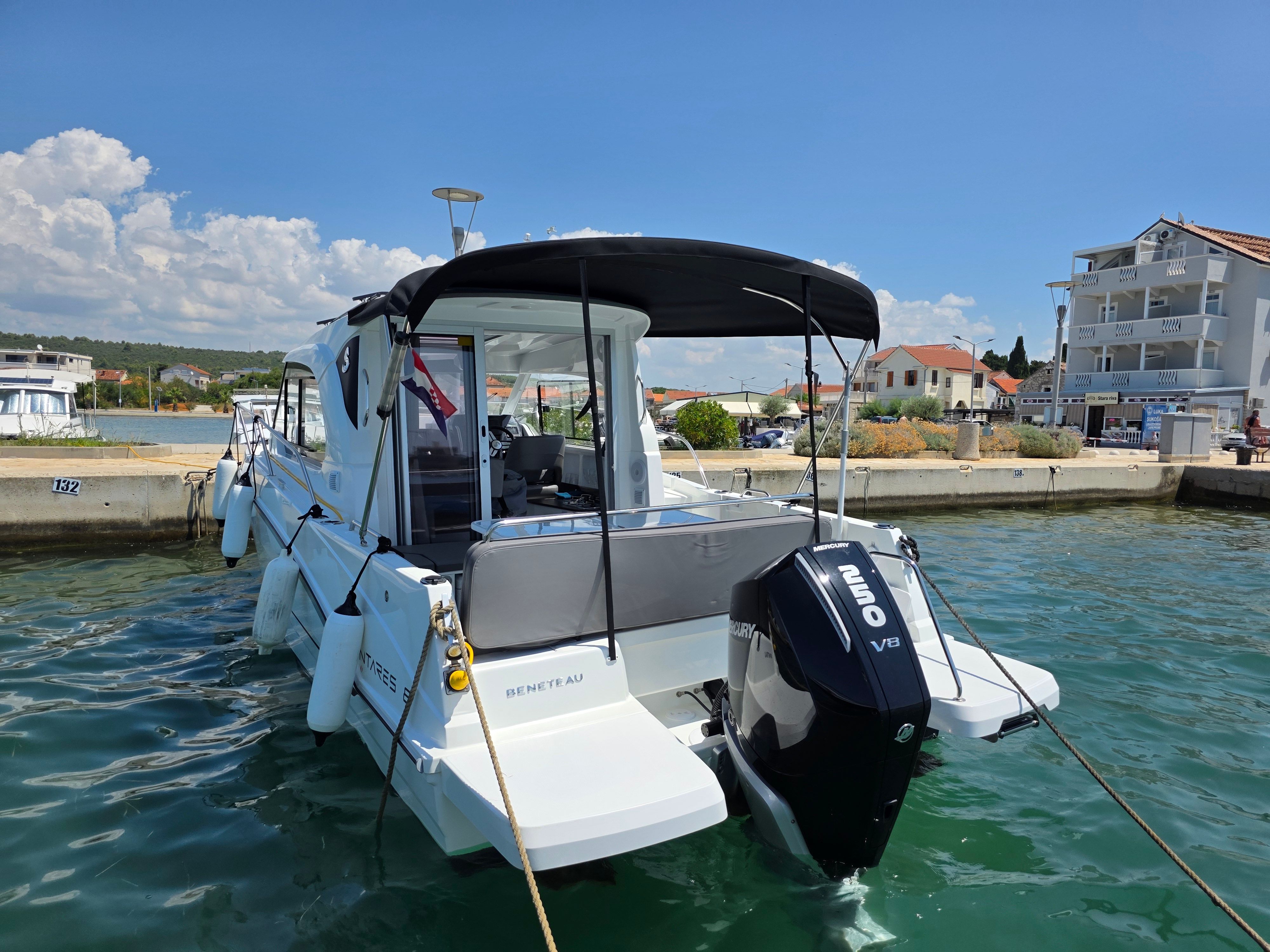 Beneteau Antares 8 | Beleca 2