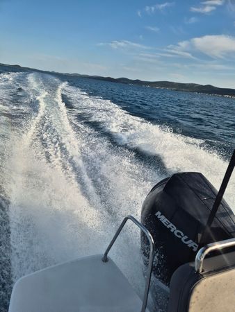 Beneteau Antares 8 | Beleca 2