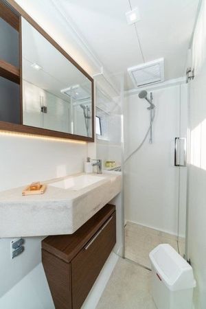 Lagoon 50 | Captain Morgan