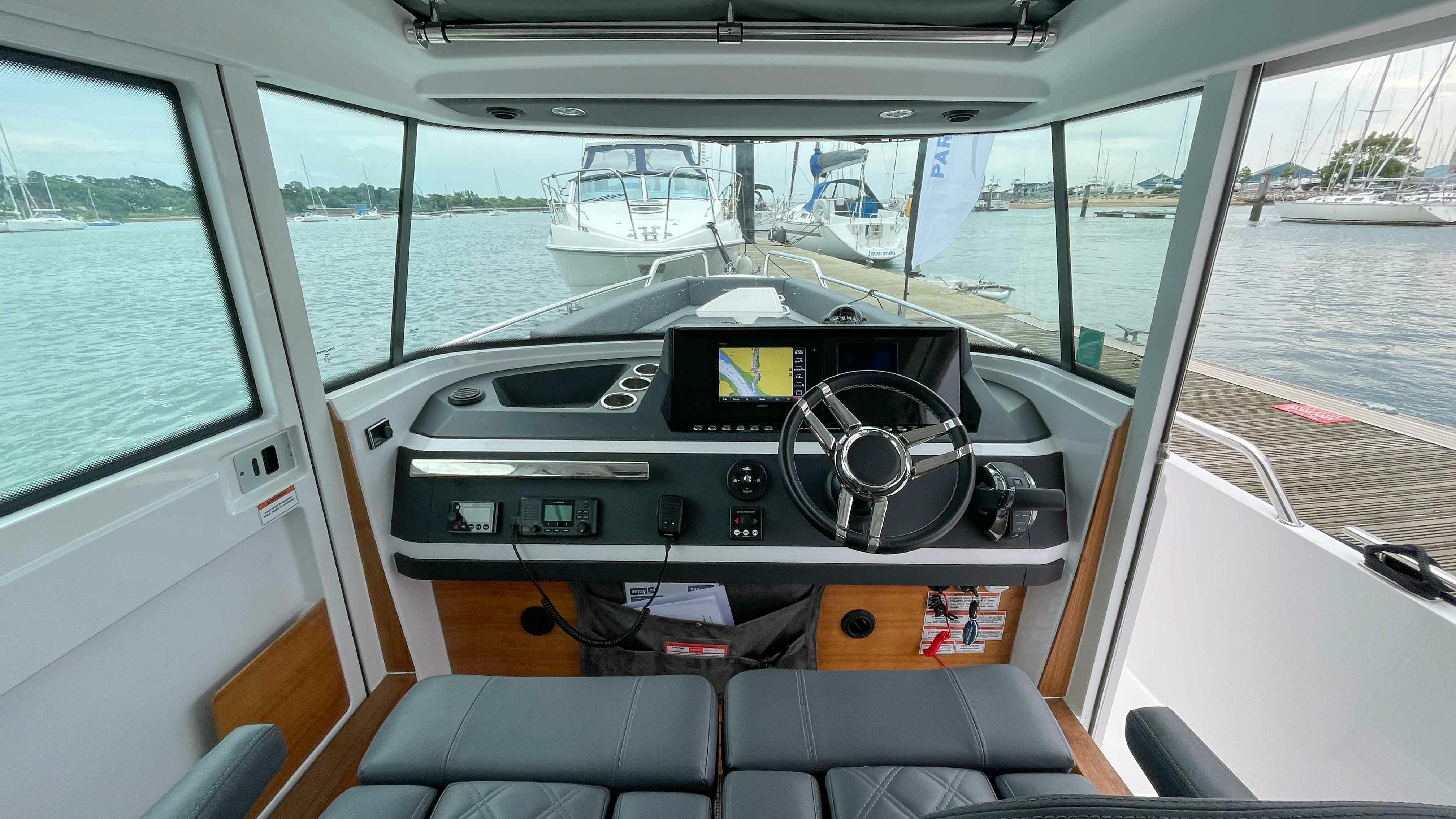 Axopar 28 Cabin | Maverick