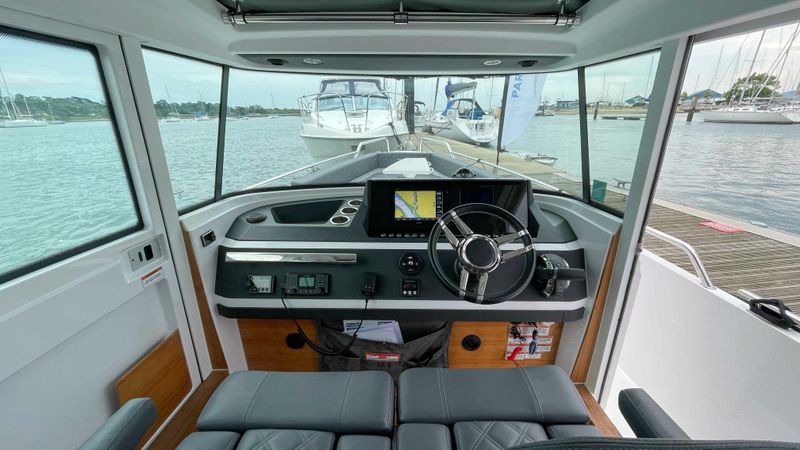 Axopar 28 Cabin | Maverick