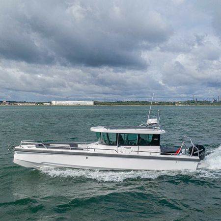 Axopar 28 Cabin | Maverick