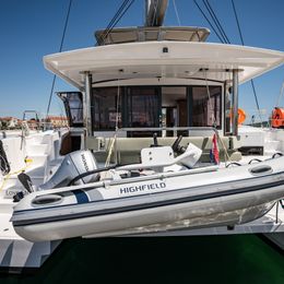 Bali 4.6 | Love Story