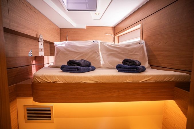 Bali 4.6 | Love Story