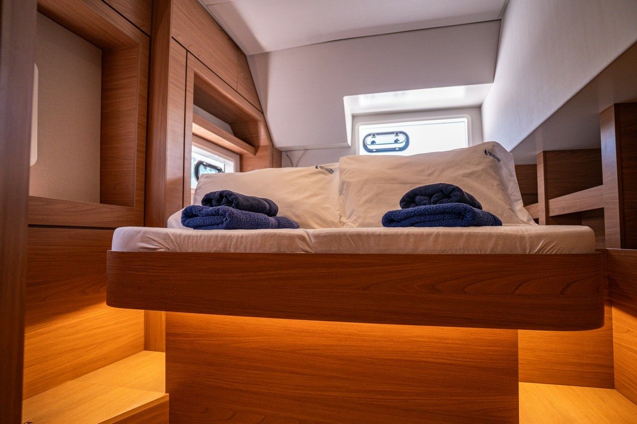 Bali 4.6 | Love Story