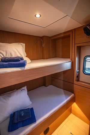 Bali 4.6 | Love Story