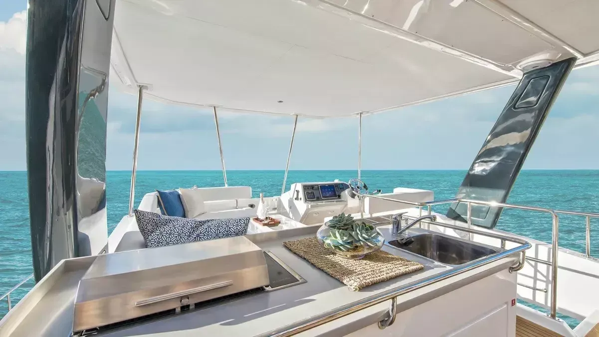Leopard 43 PC | Moorings 20