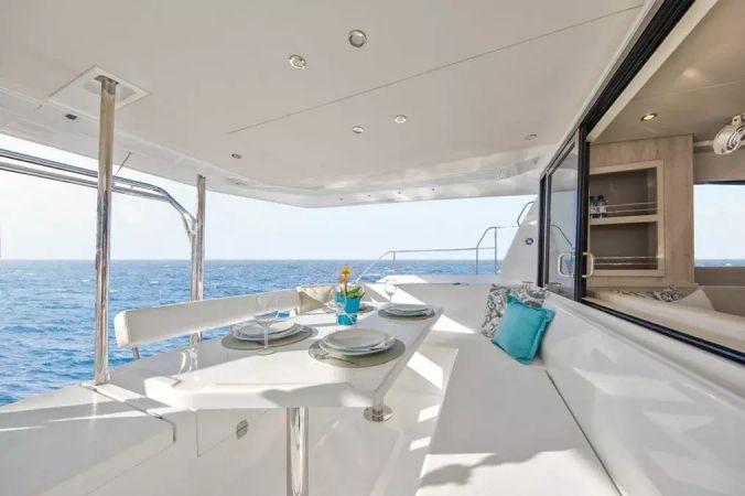 Leopard 43 PC | Moorings 20