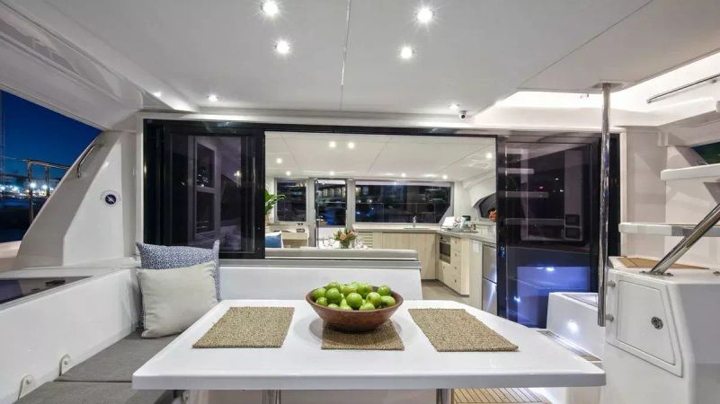 Leopard 43 PC | Moorings 20