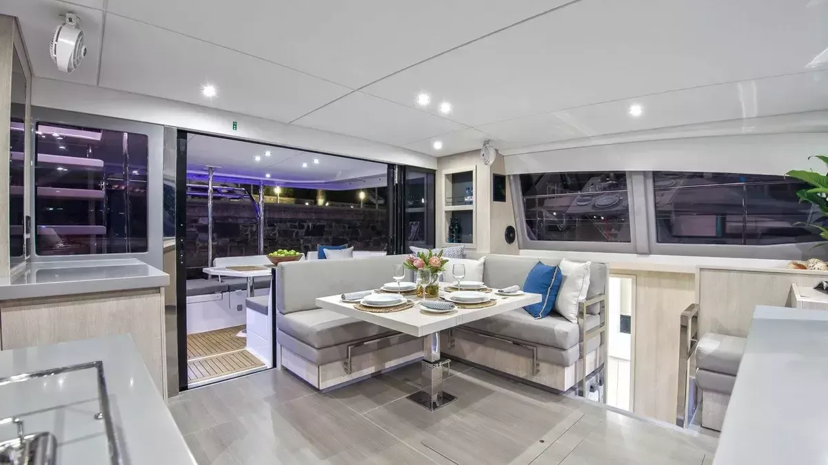 Leopard 43 PC | Moorings 20