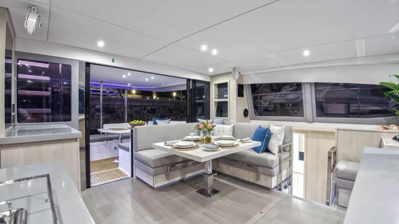 Leopard 43 PC | Moorings 20