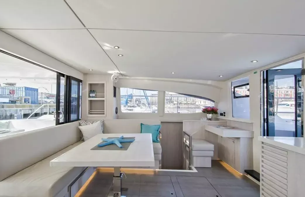 Leopard 43 PC | Moorings 20