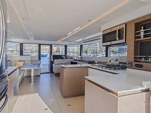 Leopard 53 | Moorings 20