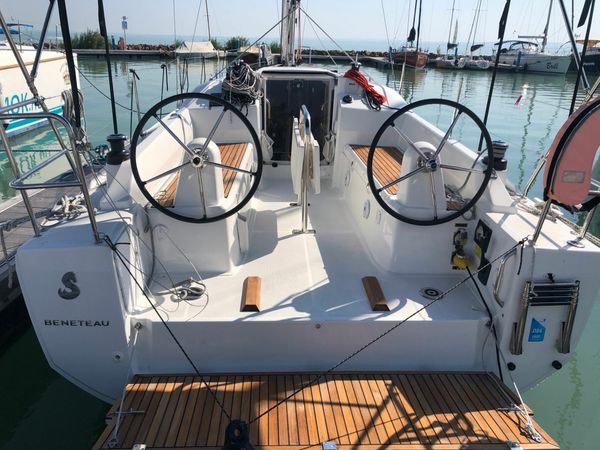 Beneteau Oceanis 30.1 | One