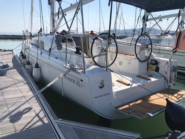 Beneteau Oceanis 30.1 | One