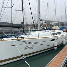 Jeanneau Sun Odyssey 39 | Adrift
