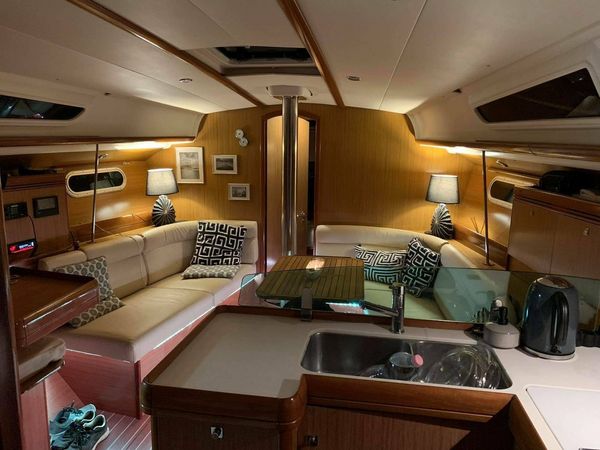 Jeanneau Sun Odyssey 39 | Adrift