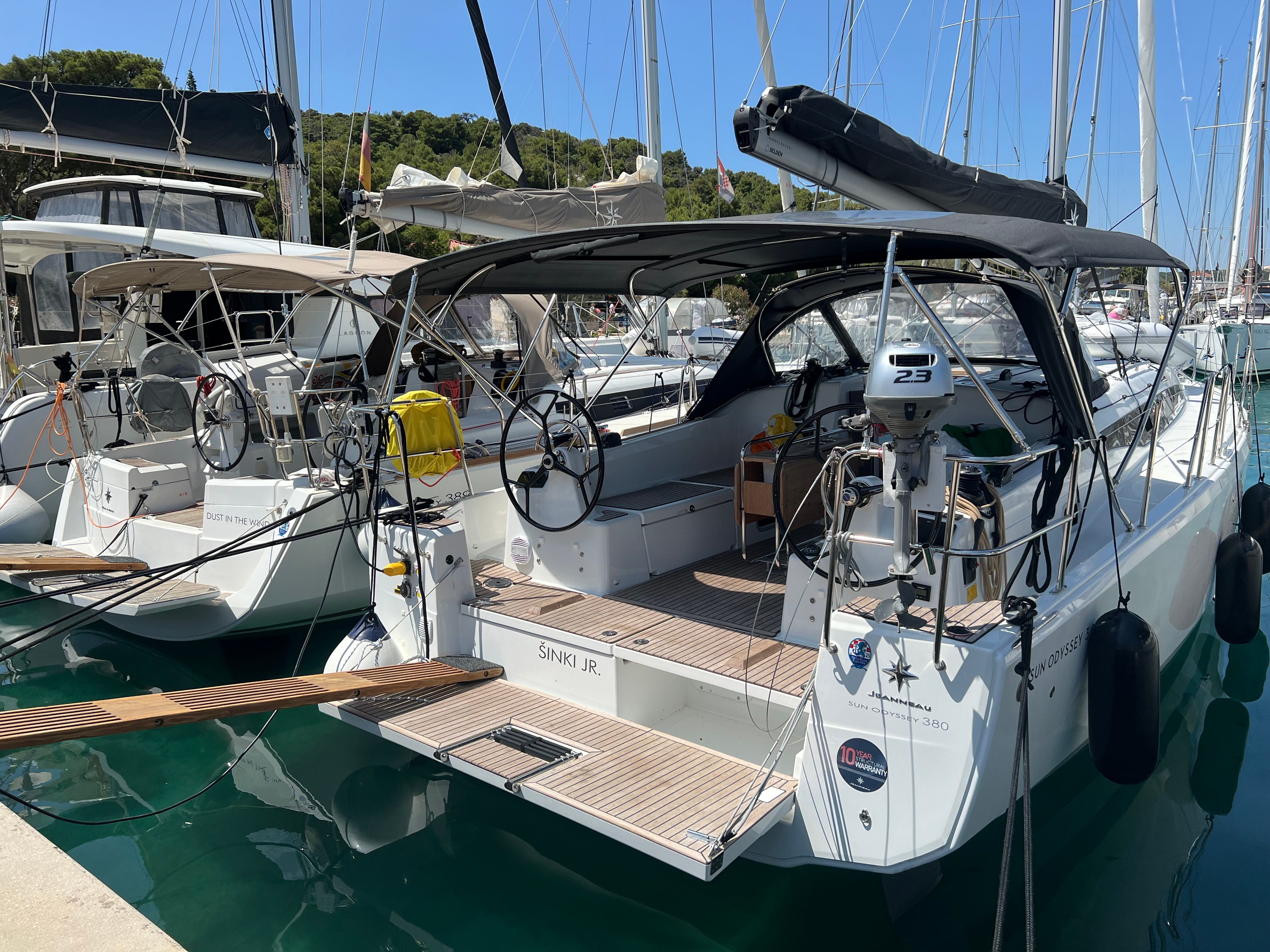 Jeanneau Sun Odyssey 380 | Sinki Jr.