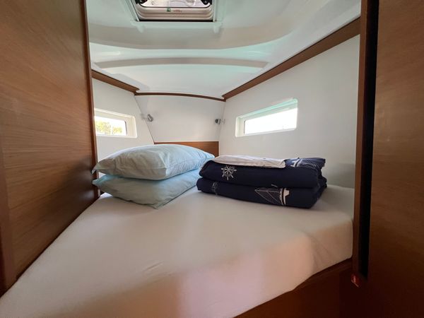 Jeanneau Sun Odyssey 380 | Sinki Jr.