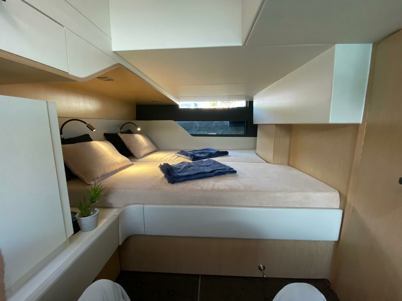 Fjord 41XL | Mariposa