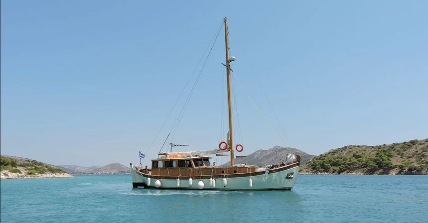 Custom Built 52 | Taxiarchis