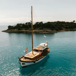 Custom Built 52 | Taxiarchis