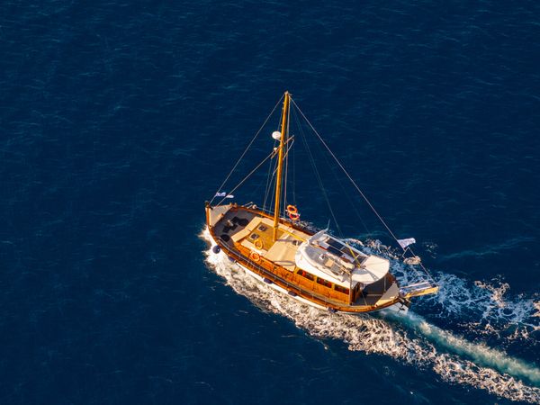 Custom Built 52 | Taxiarchis