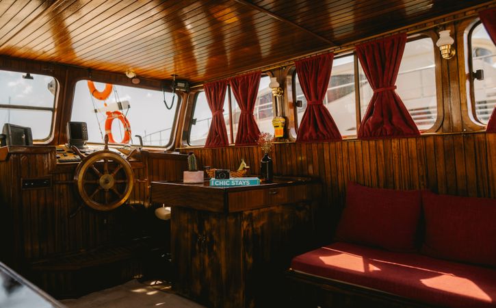 Custom Built 52 | Taxiarchis