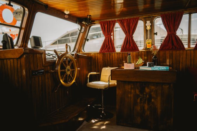 Custom Built 52 | Taxiarchis