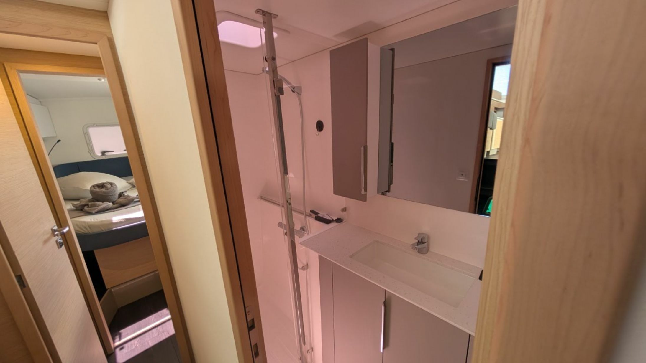 Fountaine Pajot New 41 | Lekanoo