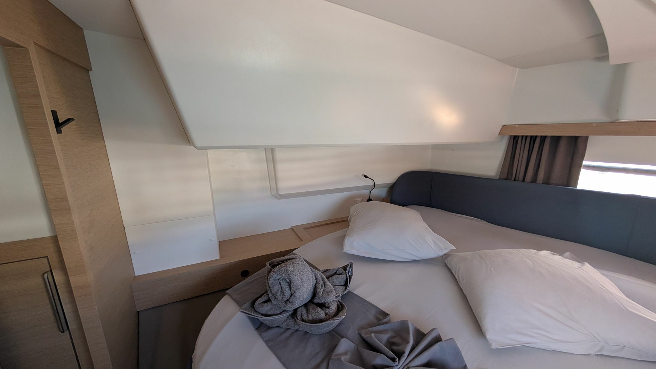 Fountaine Pajot New 41 | Lekanoo