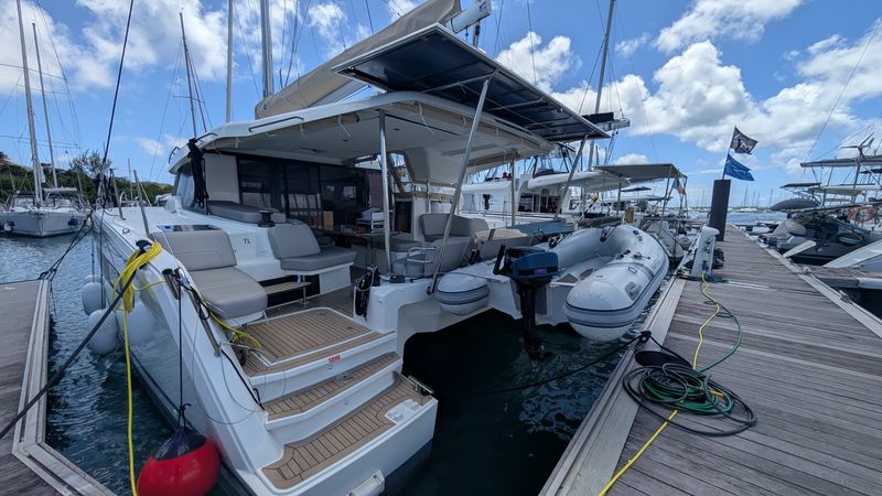Fountaine Pajot New 41 | Lekanoo